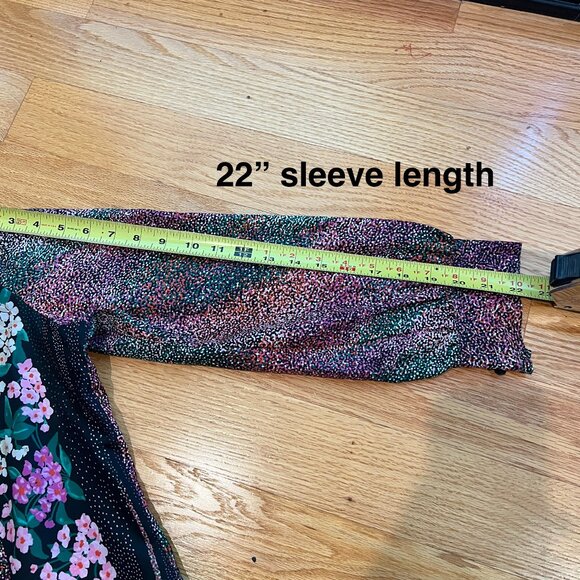 Vintage Black Vivid Floral Print Polyester Blouse by Personal Leslie Fay Size 12 - Picture 7 of 7